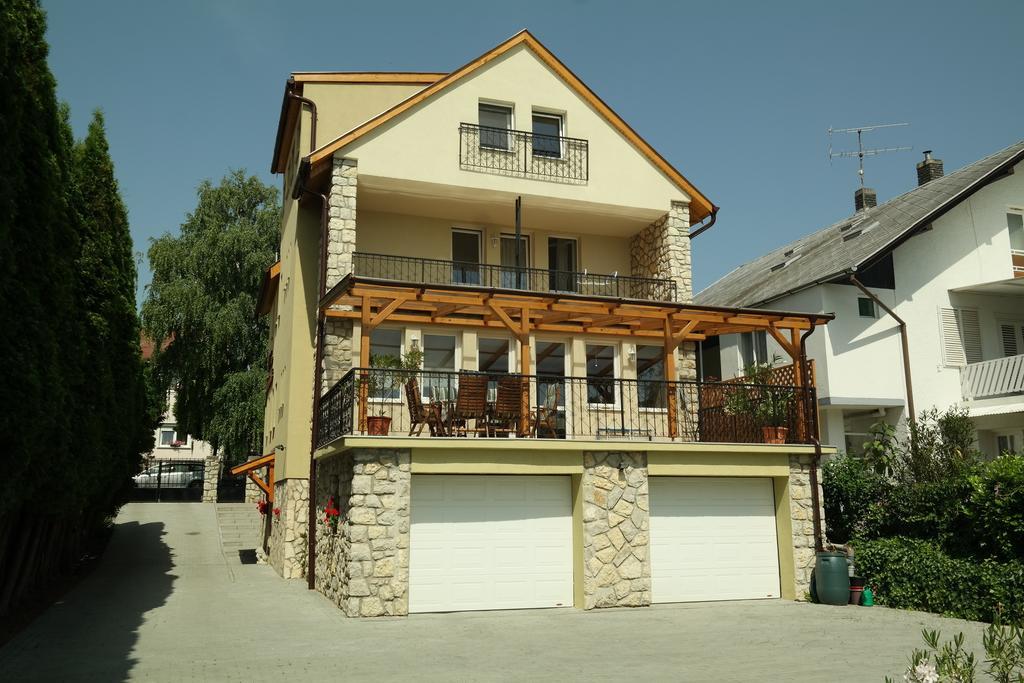 Deluxe Apartments Hévíz Exterior foto