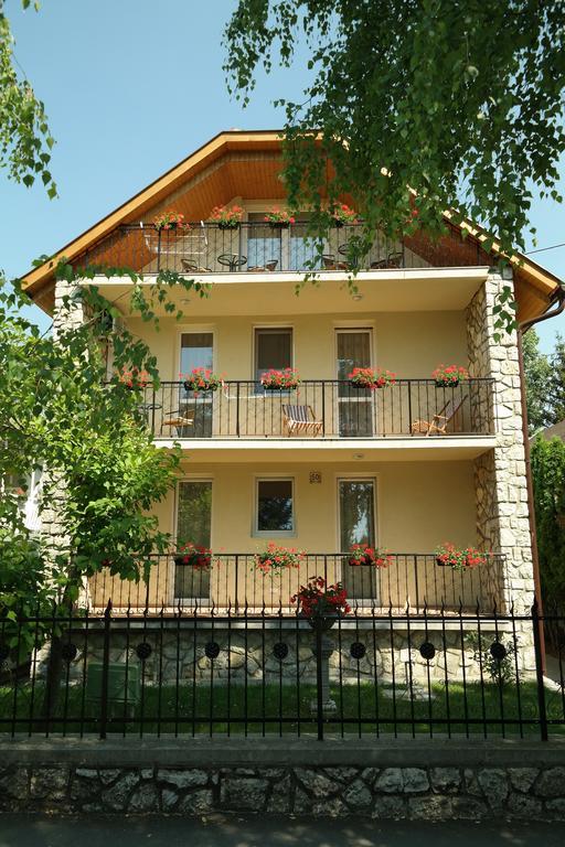 Deluxe Apartments Hévíz Exterior foto