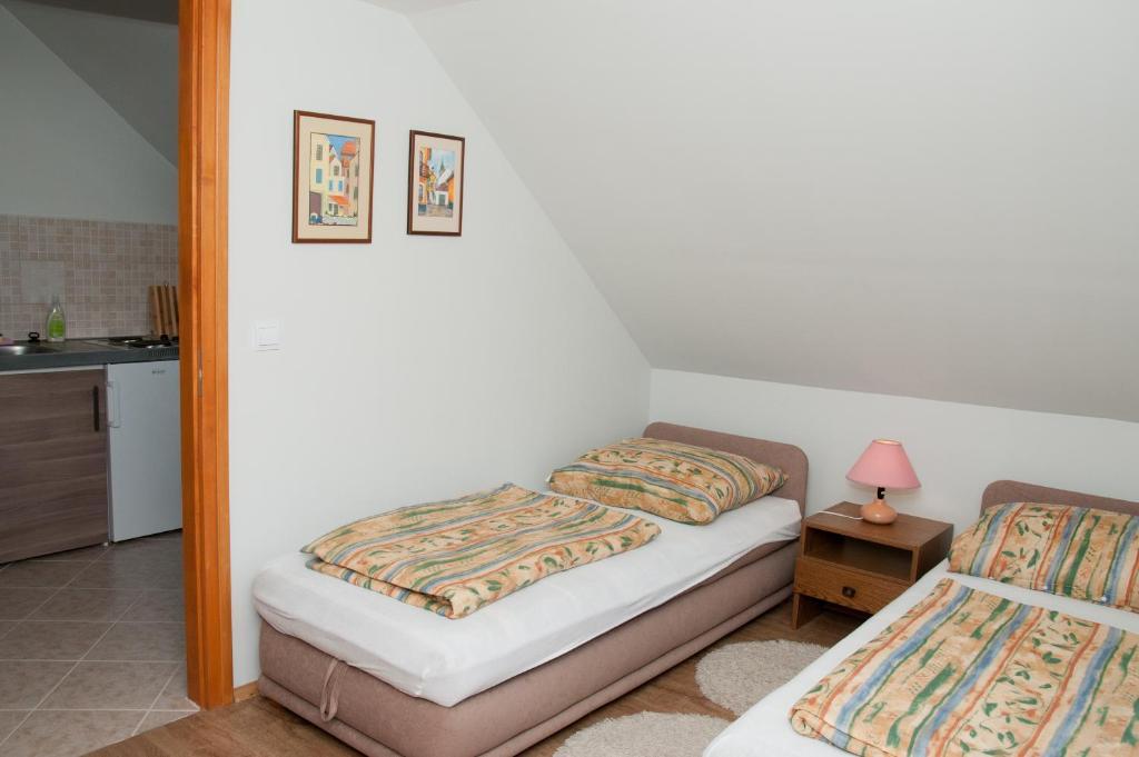 Deluxe Apartments Hévíz Habitación foto